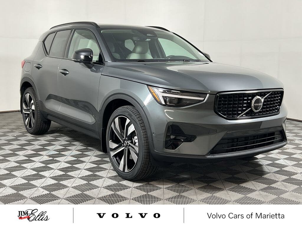 2026 Volvo XC40 B5 Ultra AWD