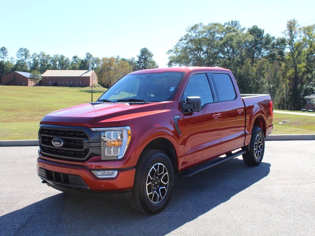 2023 Ford F-150 XLT SuperCrew 4WD