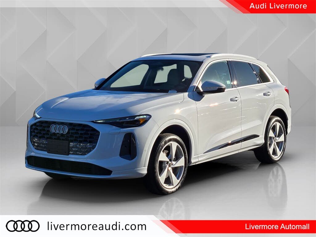 2025 Audi Q5 quattro Premium Plus 40 TFSI