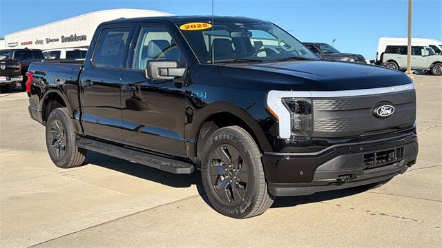 2025 Ford F-150 Lightning Flash SuperCrew AWD