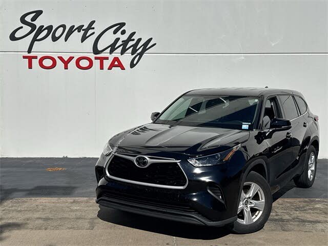 2022 Toyota Highlander L FWD