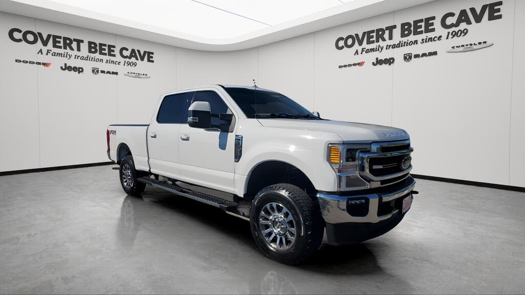 2022 Ford F-250 Super Duty Lariat Crew Cab 4WD