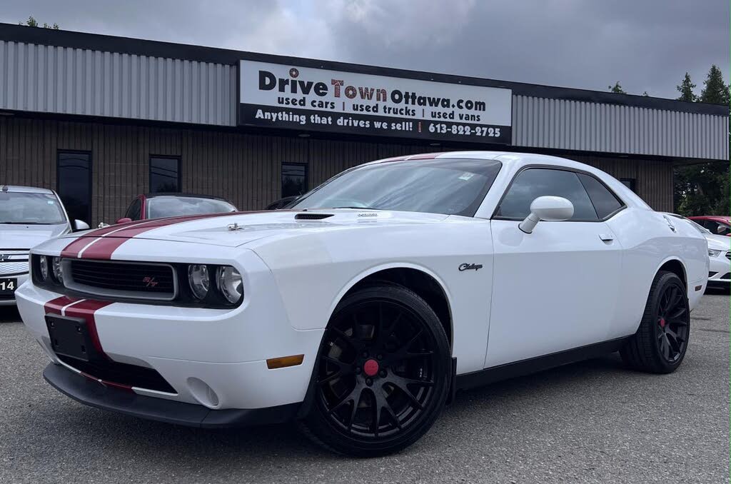 2013 Dodge Challenger R/T Classic RWD