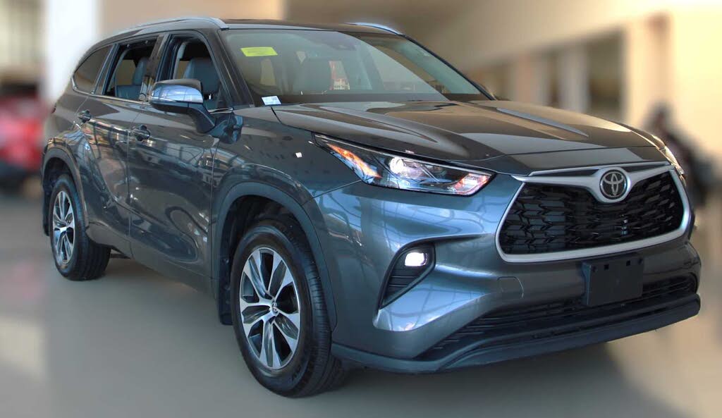 2022 Toyota Highlander XLE AWD
