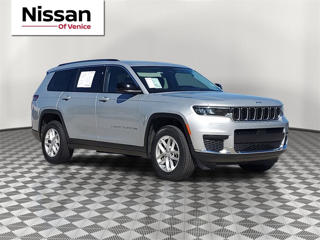 2023 Jeep Grand Cherokee L Laredo RWD