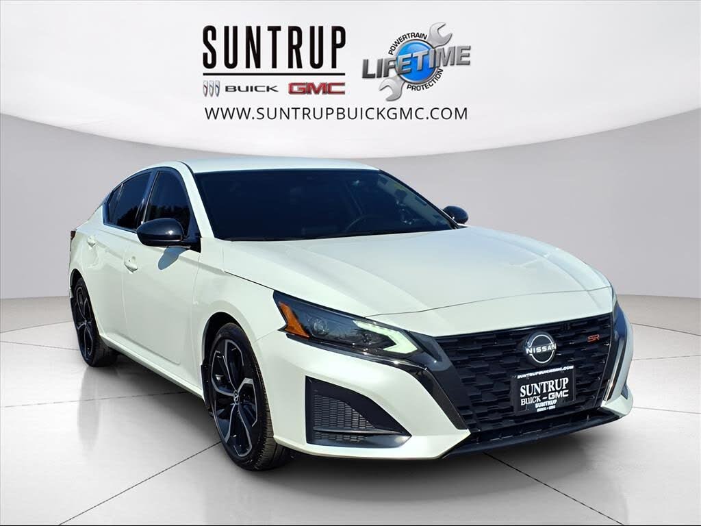 2023 Nissan Altima 2.5 SR FWD