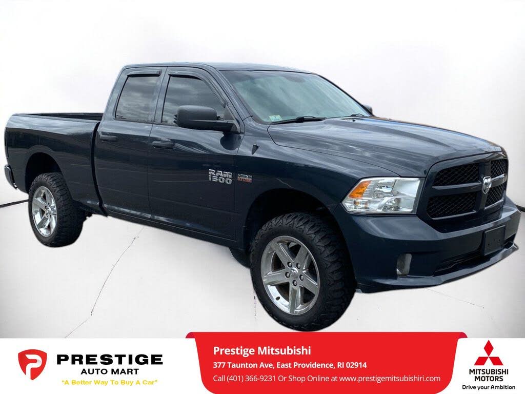 2016 RAM 1500 Express Quad Cab 4WD