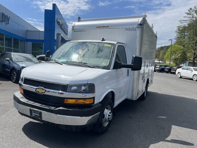 2024 Chevrolet Express Chassis 3500 Cutaway 139