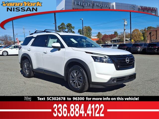 2025 Nissan Pathfinder SV 4WD