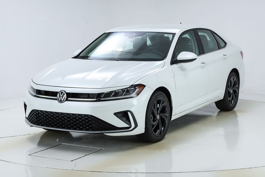 2025 Volkswagen Jetta SE FWD