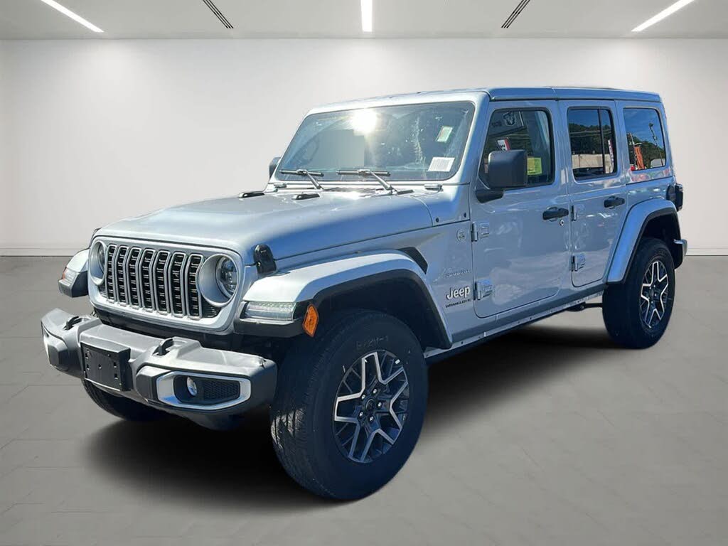 2024 Jeep Wrangler Sahara 4-Door 4WD