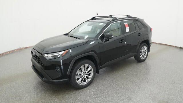 2025 Toyota RAV4 XLE Premium FWD