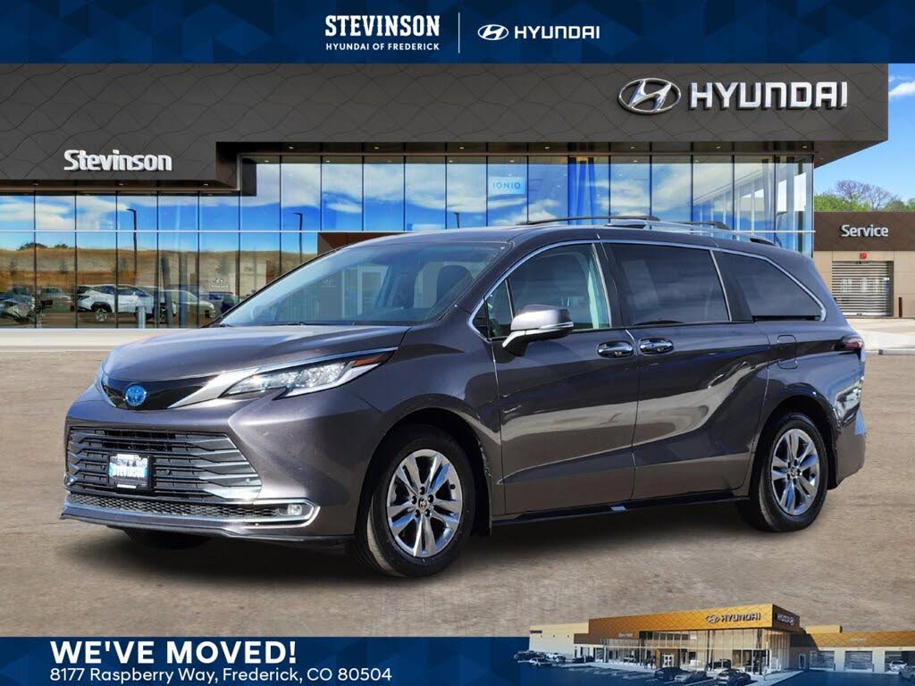 2023 Toyota Sienna Limited 7-Passenger AWD