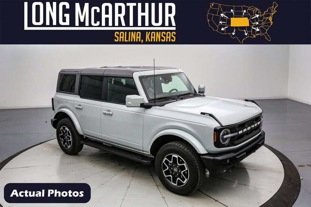 2024 Ford Bronco Outer Banks 4-Door 4WD