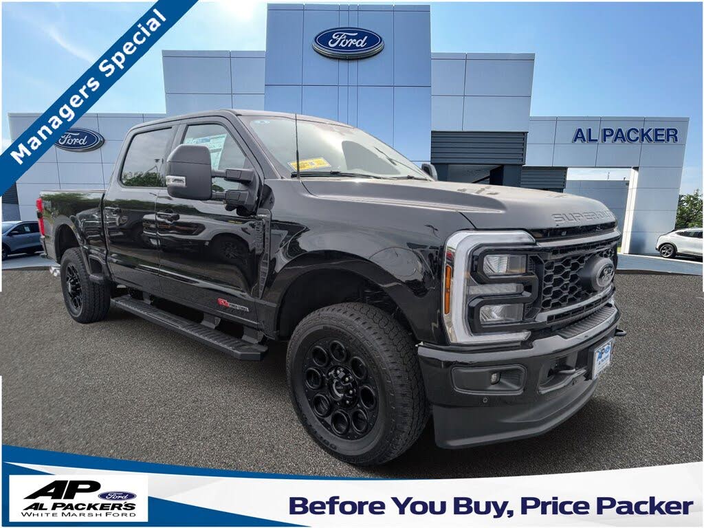 2025 Ford F-250 Super Duty Lariat Crew Cab 4WD