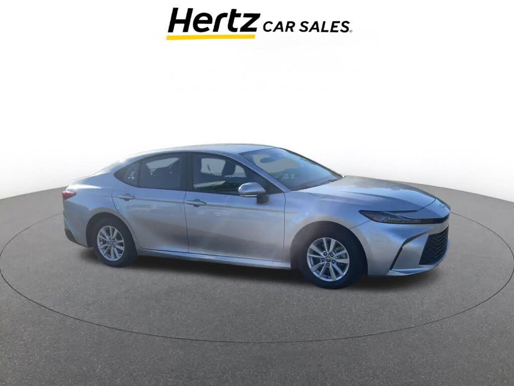 2025 Toyota Camry LE FWD