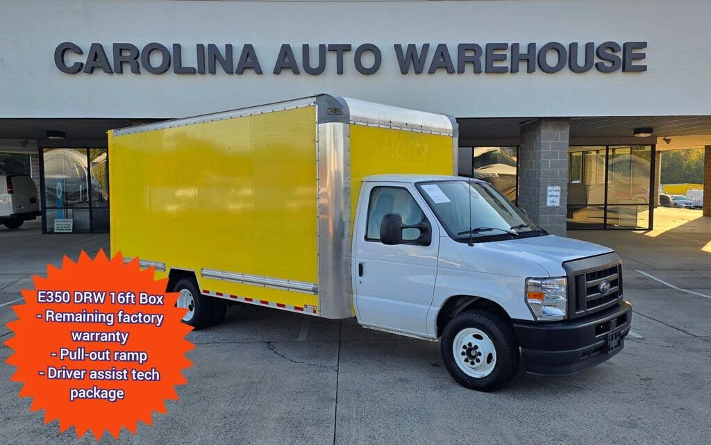 2024 Ford E-Series Chassis E-350 SD Cutaway LB DRW RWD