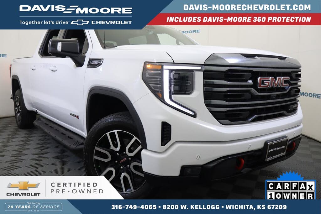 2024 GMC Sierra 1500 AT4 Crew Cab 4WD