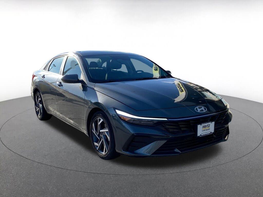 2025 Hyundai Elantra SEL Convenience FWD
