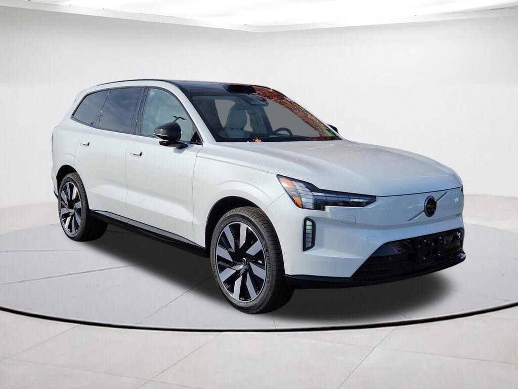 2025 Volvo EX90 Twin Plus 7-Passenger eAWD