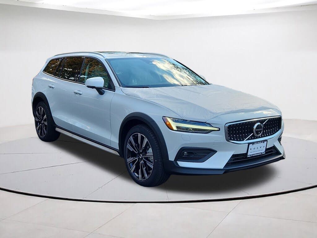 2026 Volvo V60 Cross Country B5 Ultra AWD