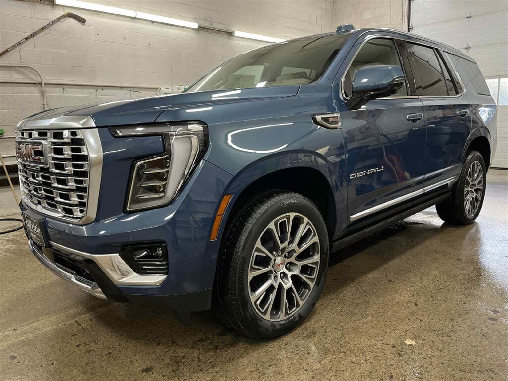 2025 GMC Yukon Denali 4WD