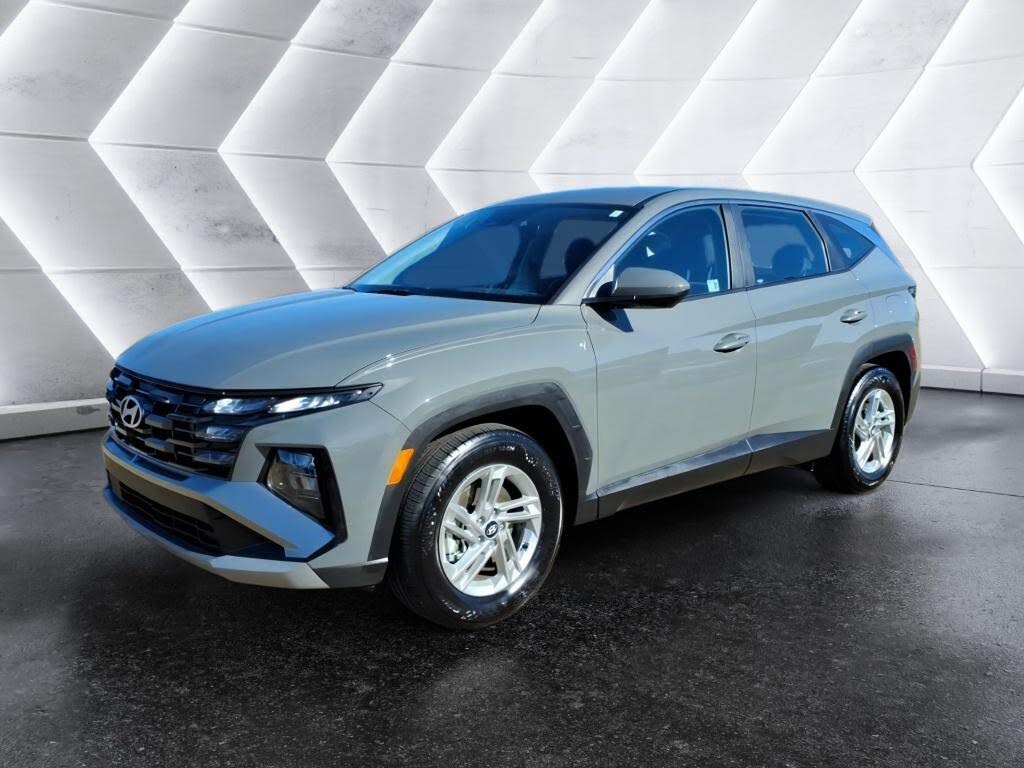 2025 Hyundai Tucson SE FWD