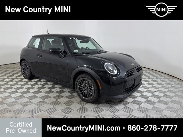 2025 MINI Cooper Signature Trim 2-door Hatchback