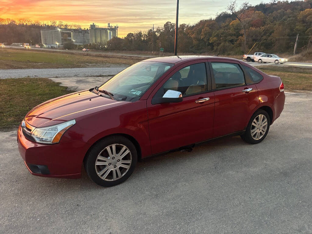 2010 Ford Focus SEL