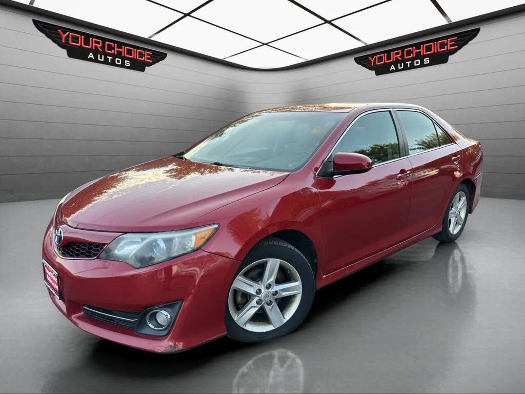 2014 Toyota Camry SE
