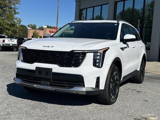 2024 Kia Sorento S AWD