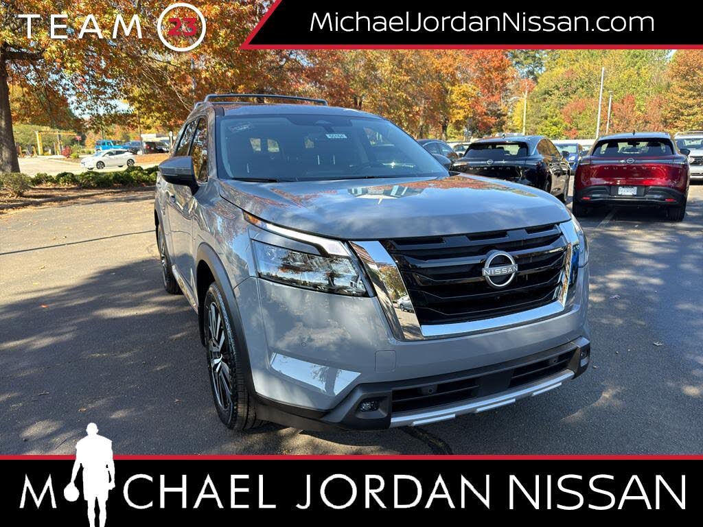 2025 Nissan Pathfinder Platinum 4WD