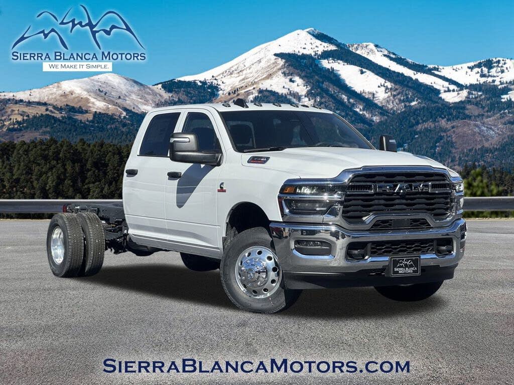2025 RAM 3500 Chassis