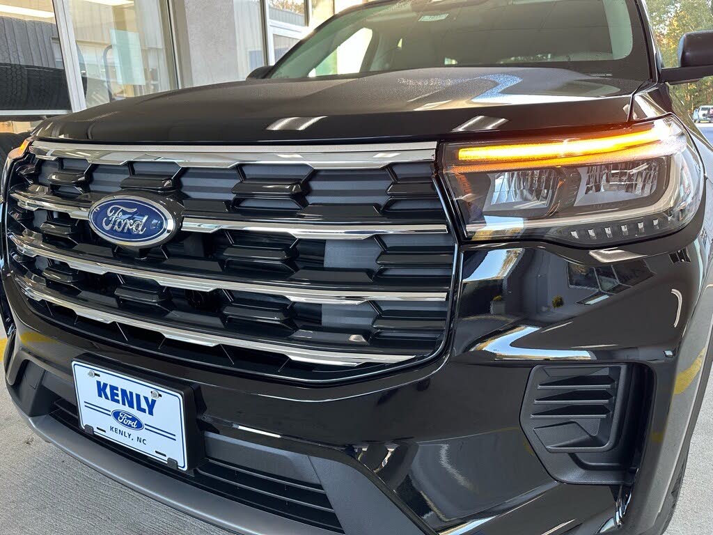 2026 Ford Explorer Active RWD