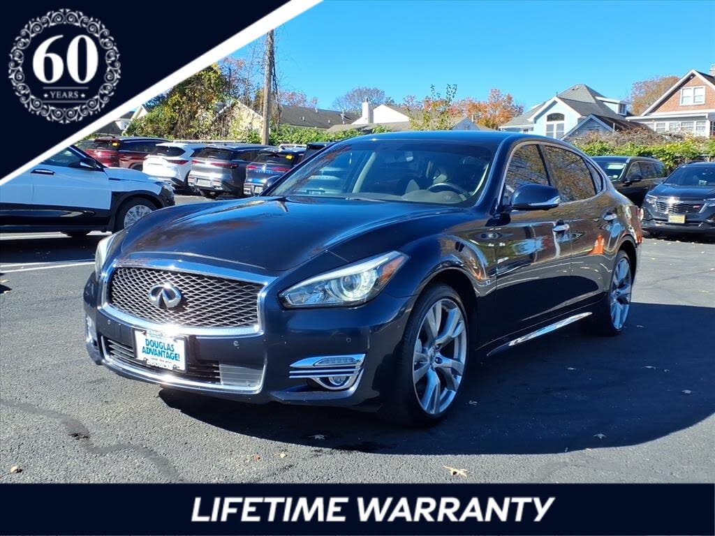 2017 INFINITI Q70L 3.7 AWD