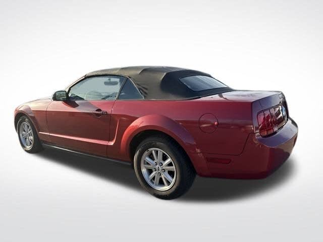 2006 Ford Mustang V6 Convertible RWD