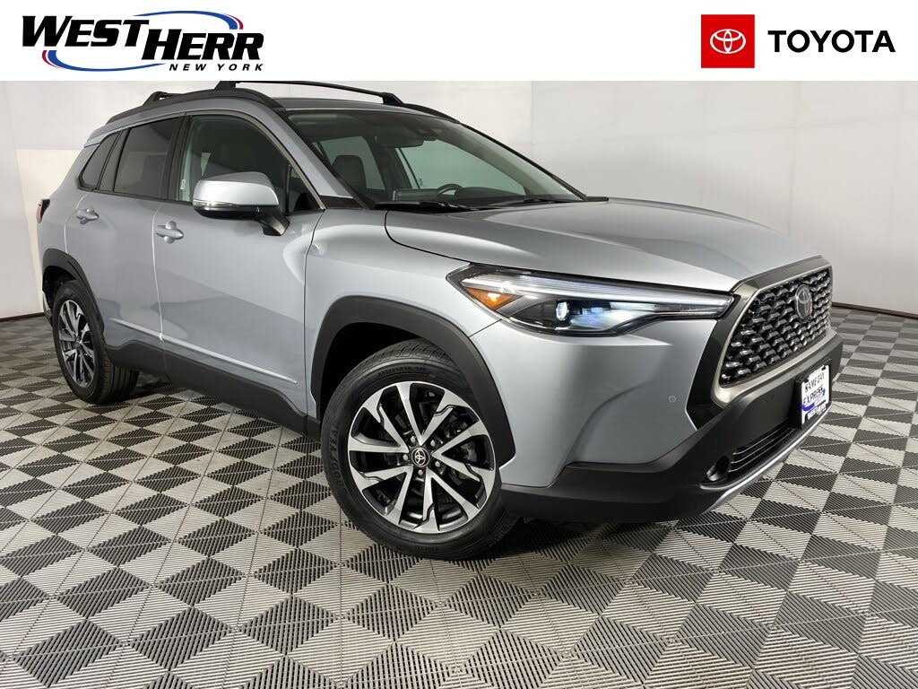 2022 Toyota Corolla Cross XLE AWD