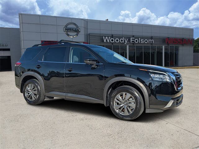 2024 Nissan Pathfinder SV FWD