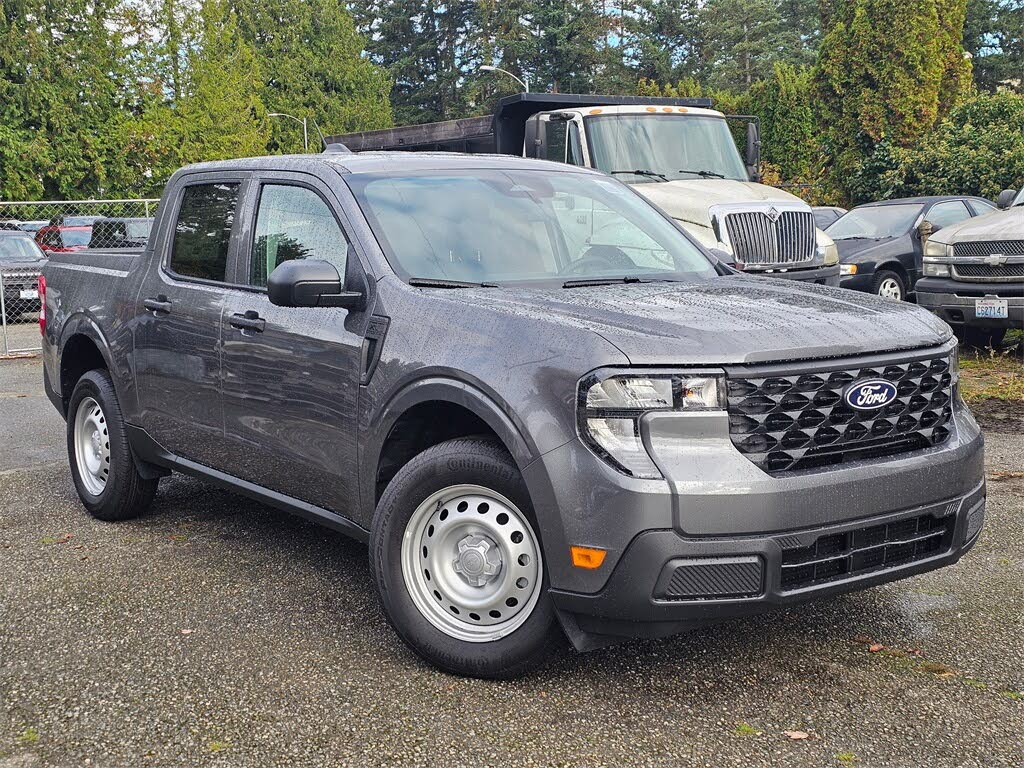 2025 Ford Maverick XL SuperCrew AWD