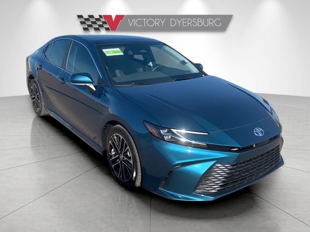 2025 Toyota Camry XLE FWD
