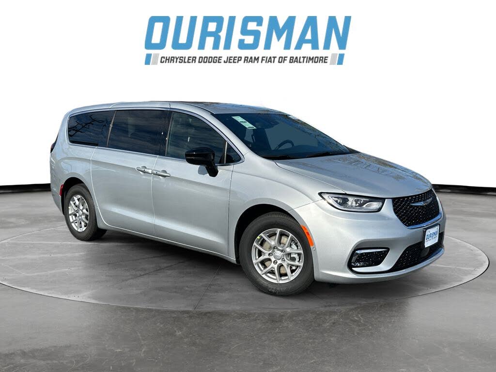 2026 Chrysler Pacifica Select FWD