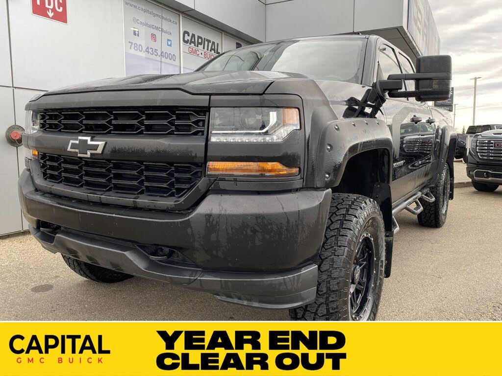 2017 Chevrolet Silverado 1500 Custom Double Cab 4WD