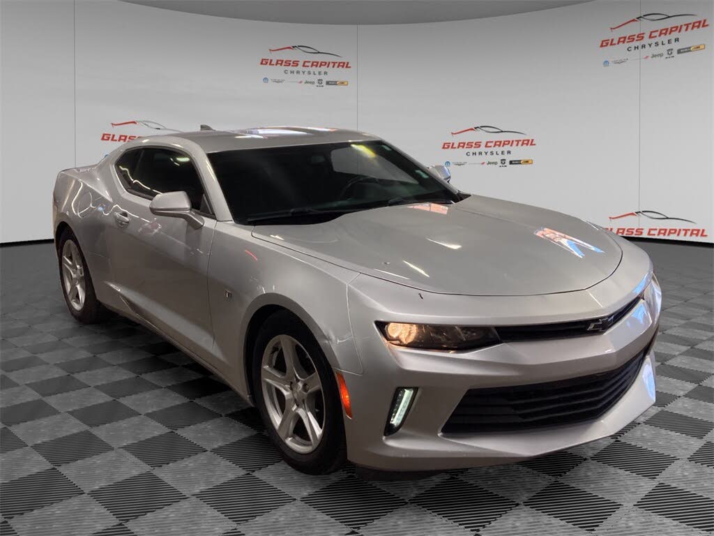 2018 Chevrolet Camaro 1LT Coupe RWD