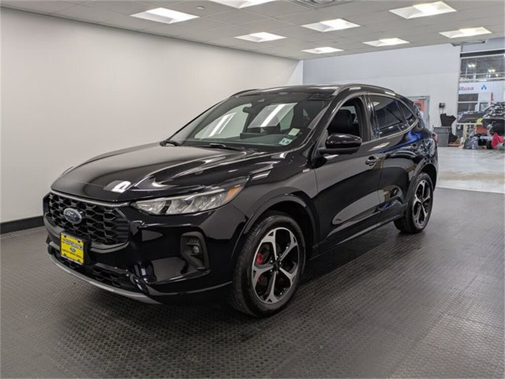 2023 Ford Escape ST-Line Select AWD