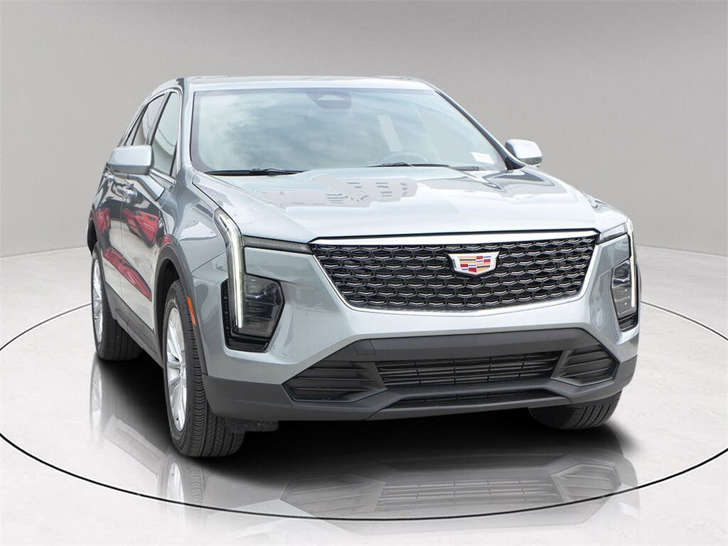 2024 Cadillac XT4 Luxury FWD