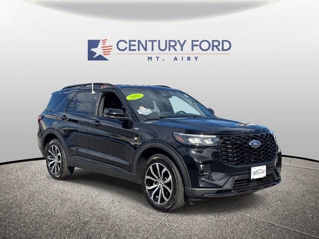 2025 Ford Explorer ST-Line AWD