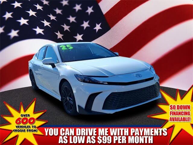2025 Toyota Camry SE FWD