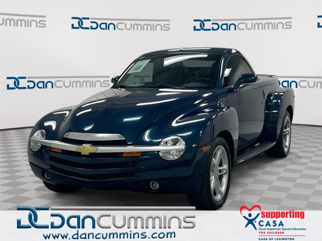 2005 Chevrolet SSR LS RWD