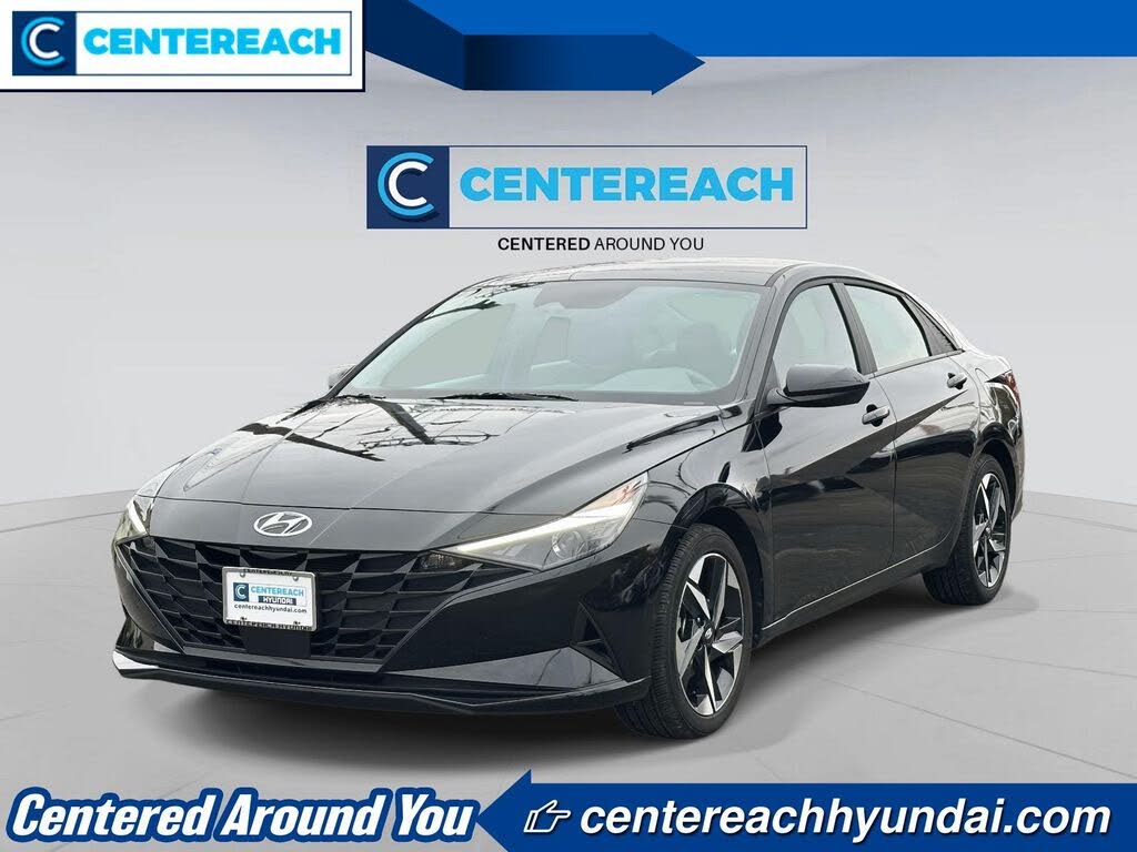 2023 Hyundai Elantra SEL FWD