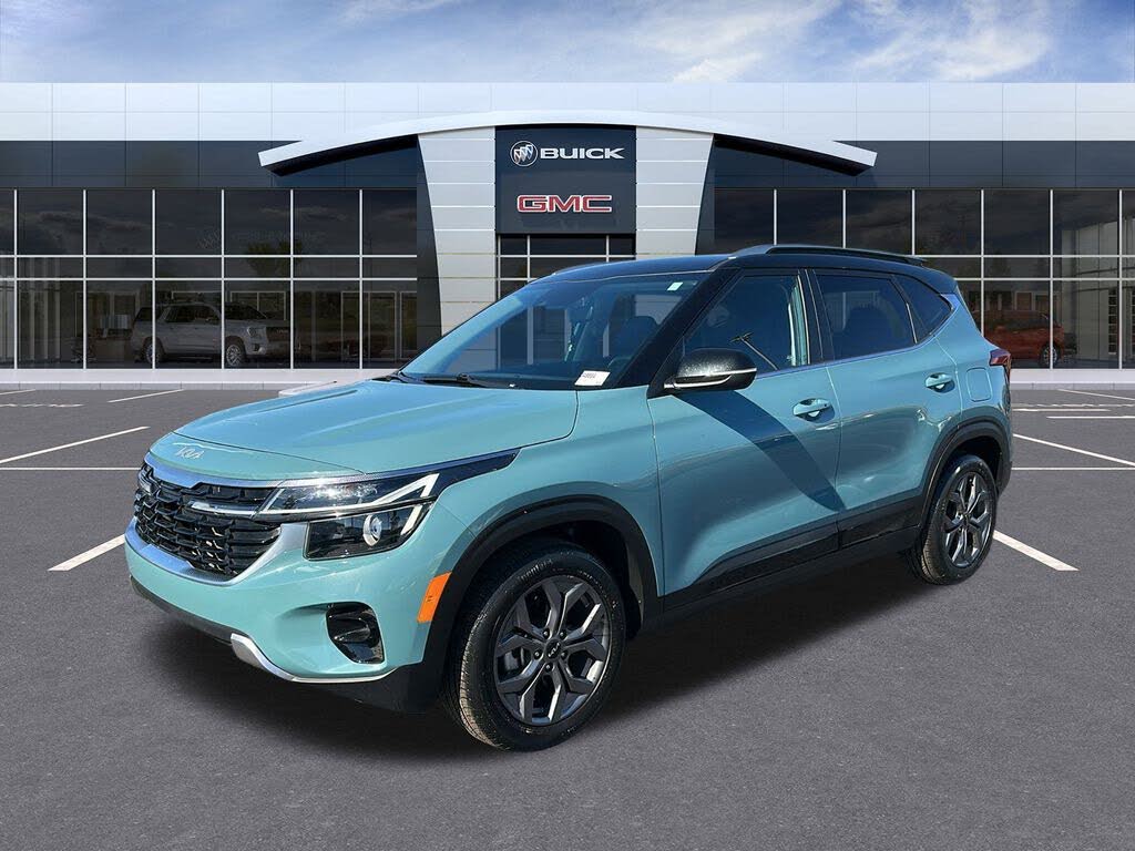 2024 Kia Seltos S FWD